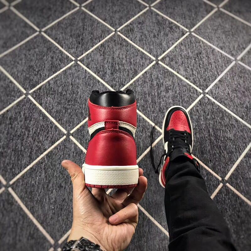 Black Red Toe Sneakers - Air Jordan 1 High - product image from the listing.
