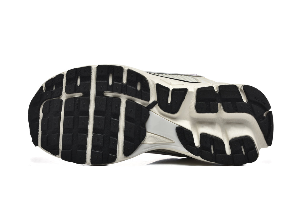 Nike Vomero 5 Trainers in Cream, Silver and Lavender - product image from the listing.