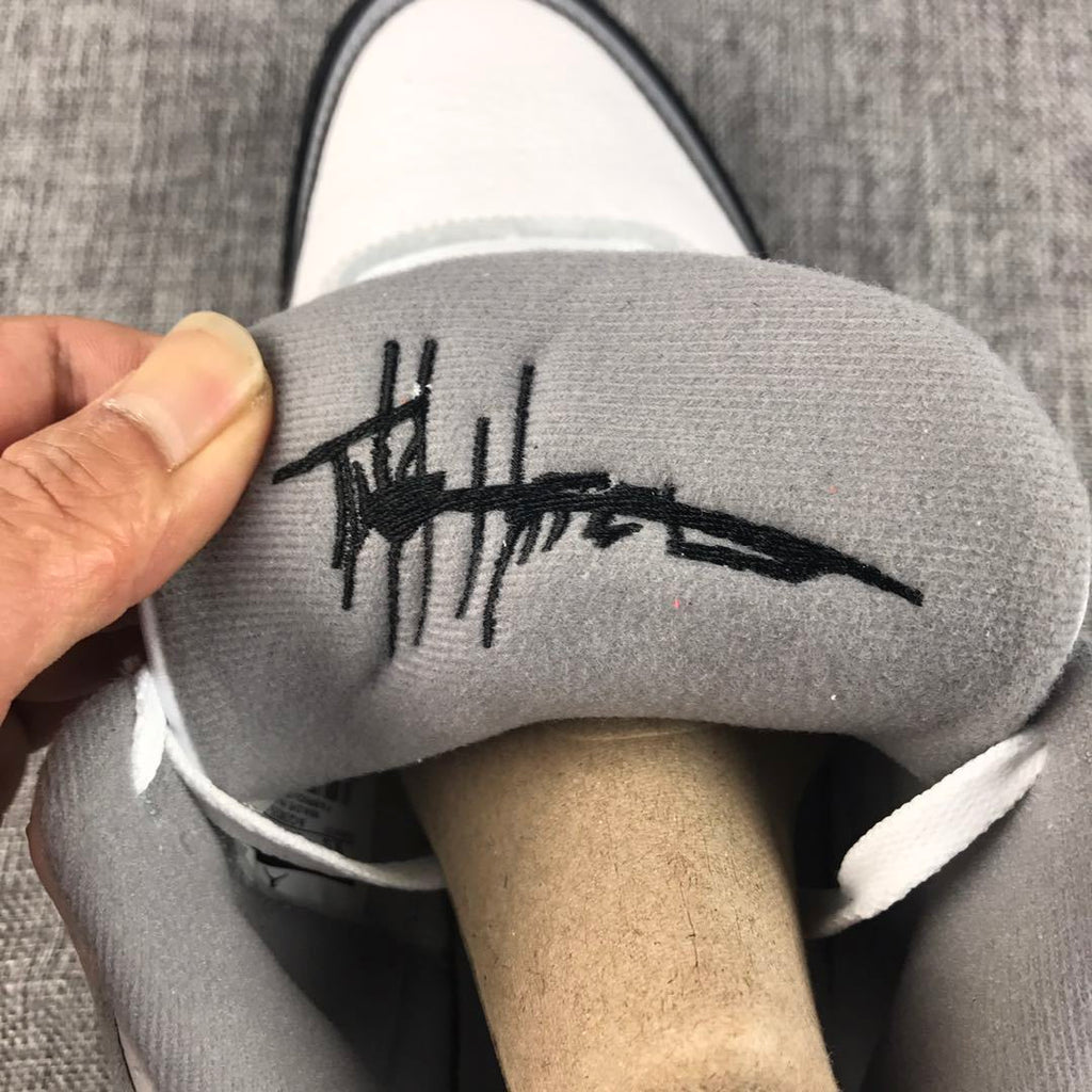 Air Jordan 3 White Cement Sneakers AQ3835-160 - product image from the listing.