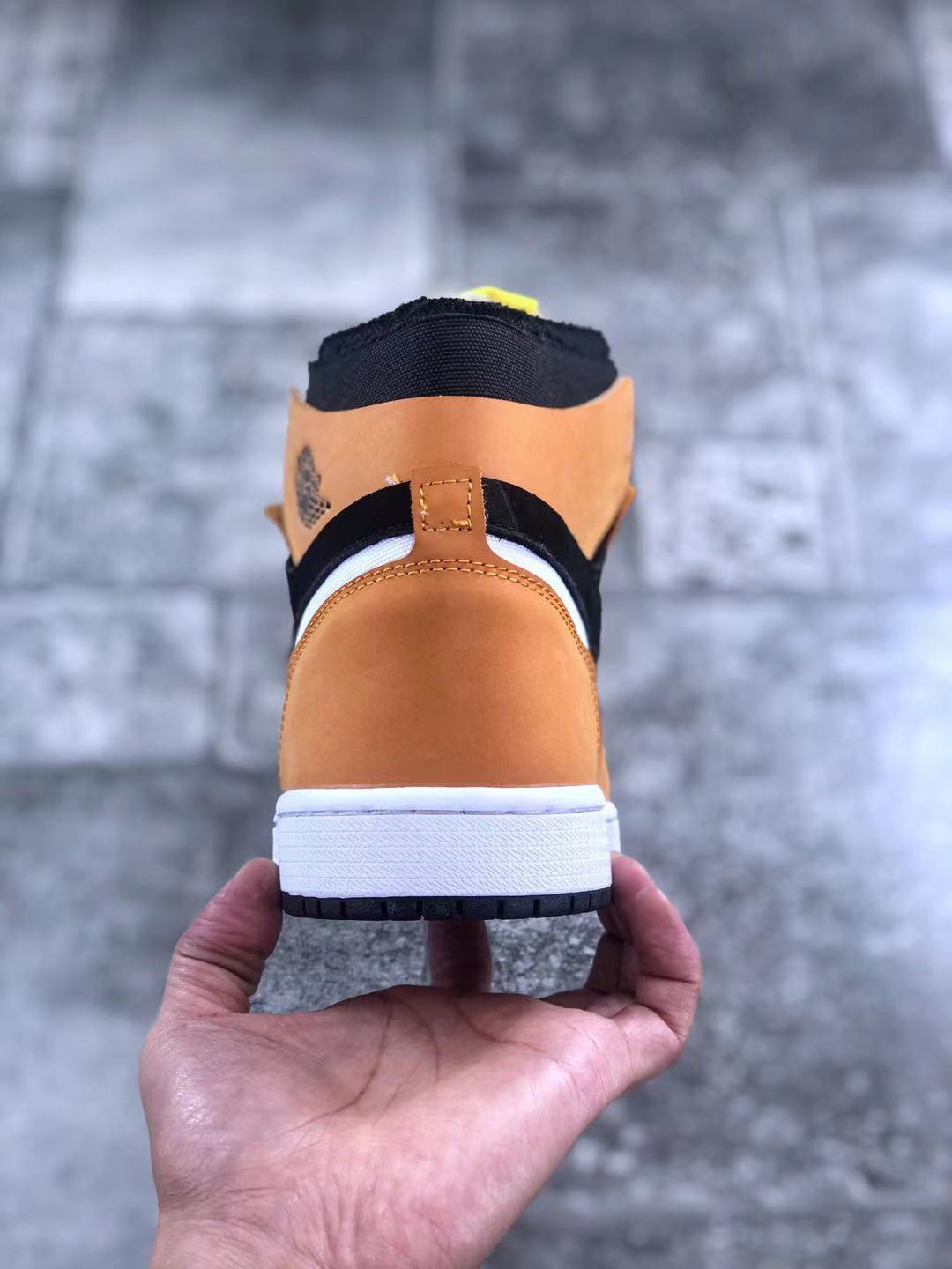 Air Jordan 1 Zoom CMFT Monarch Orange CT0978-002 - product image from the listing.