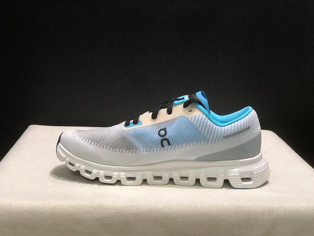 On Cloud 6 Push Sneakers in Blue, in Gray and White - product image from the listing.