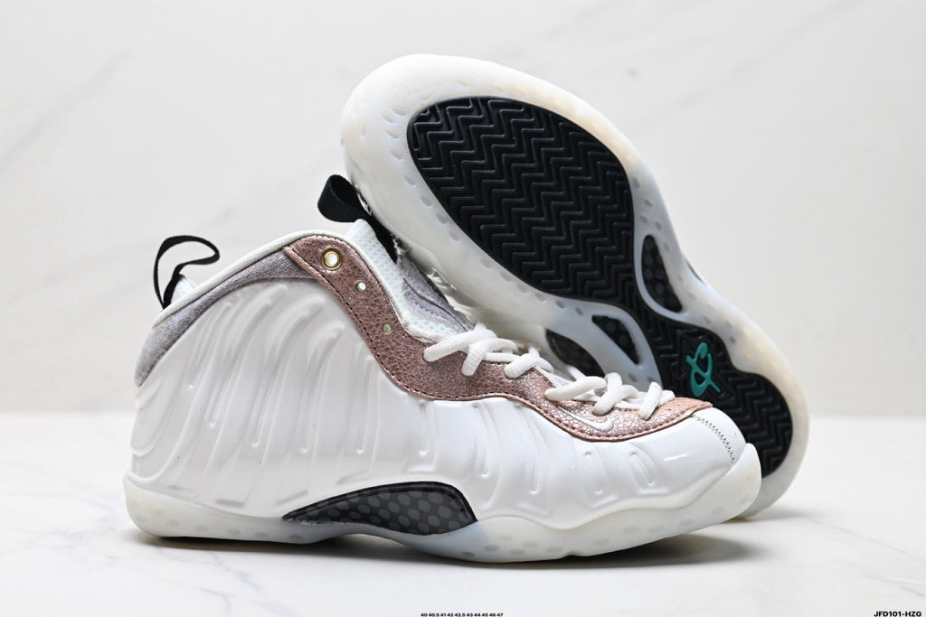 Nike Air Foamposite One Penny Hardaway Sneakers White Rose in Gold - product image from the listing.
