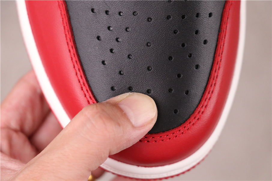Air Jordan 1 High Facetasm Varsity in Red BQ4422-600 - product image from the listing.