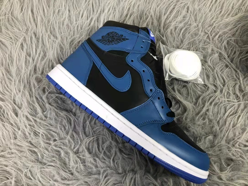 Jordan AJ1 High Sneakers in Black Blue 555088-404 - product image from the listing.