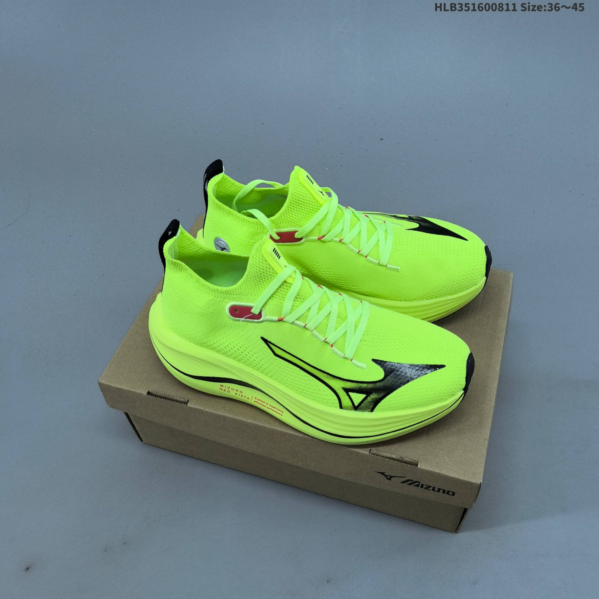 Mizuno Neo Vista Shoes for Running - product image from the listing.
