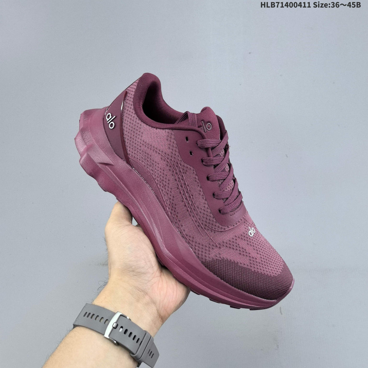 Alo Runner Low-Top Sneakers for Running - product image from the listing.