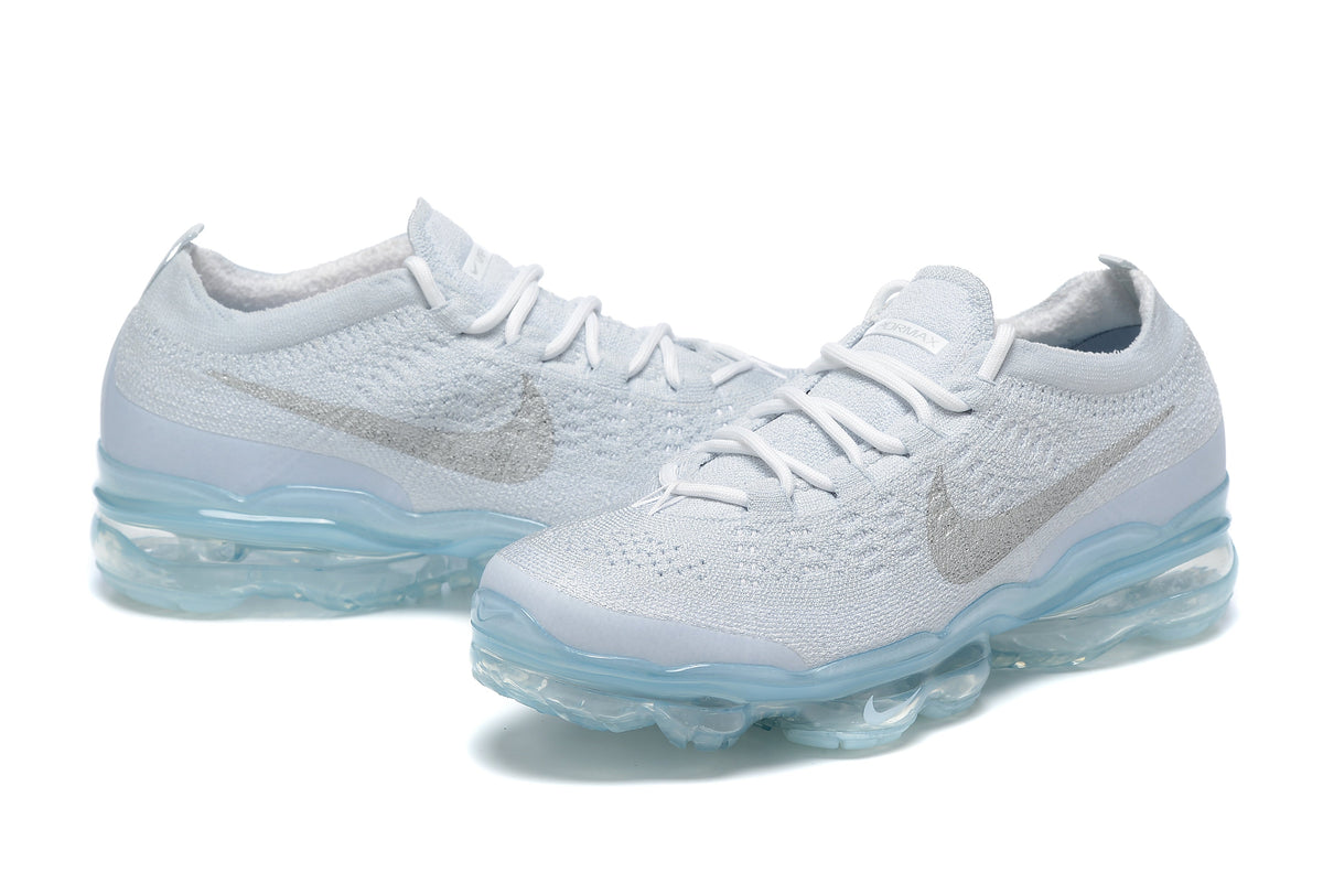 Nike Air VaporMax 2023 Flyknit Sneakers in White DV1678-100 - product image from the listing.