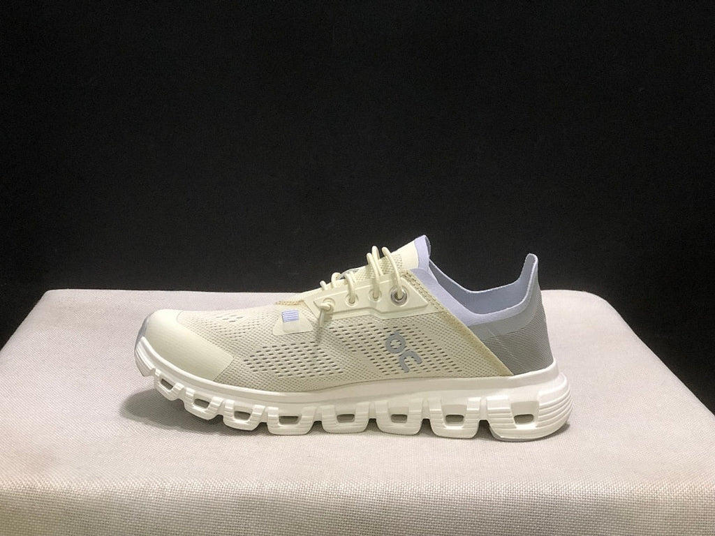 Beige On Cloud 6 Coast Sneakers - product image from the listing.